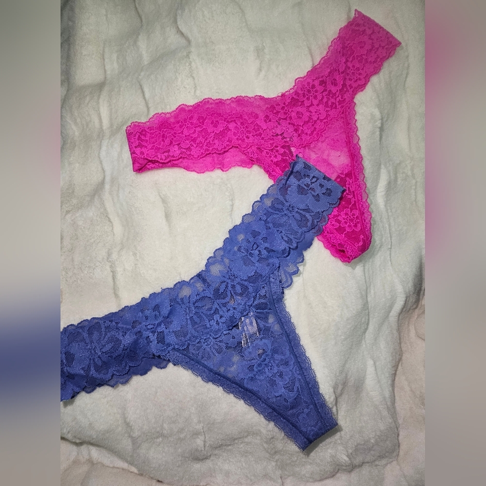 Lace Thong Set in Blue and Pink